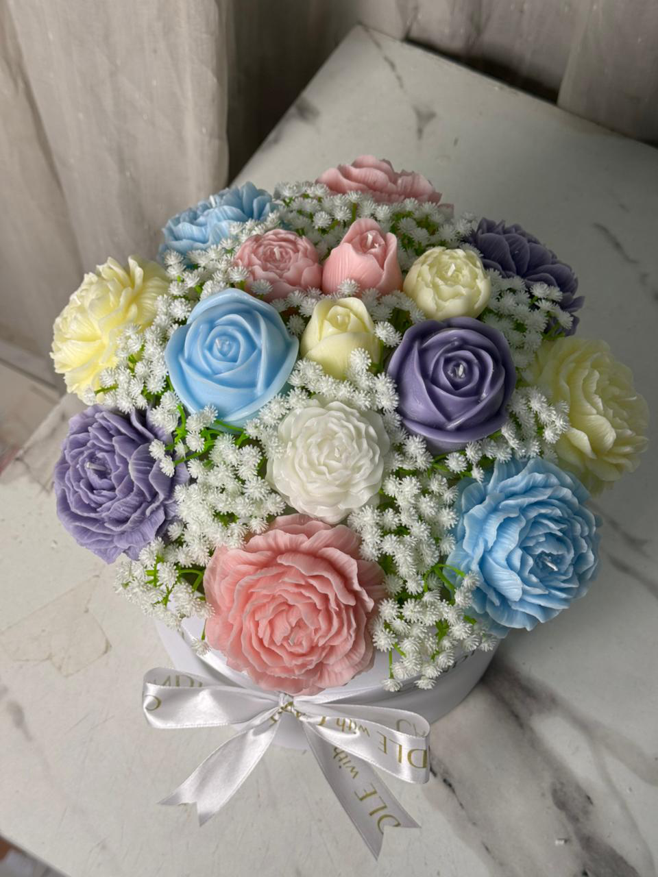 Chef's Pick 17 – Large Multi-Color Candle Bouquet