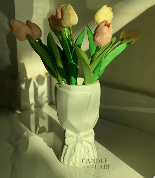 Bow Vase