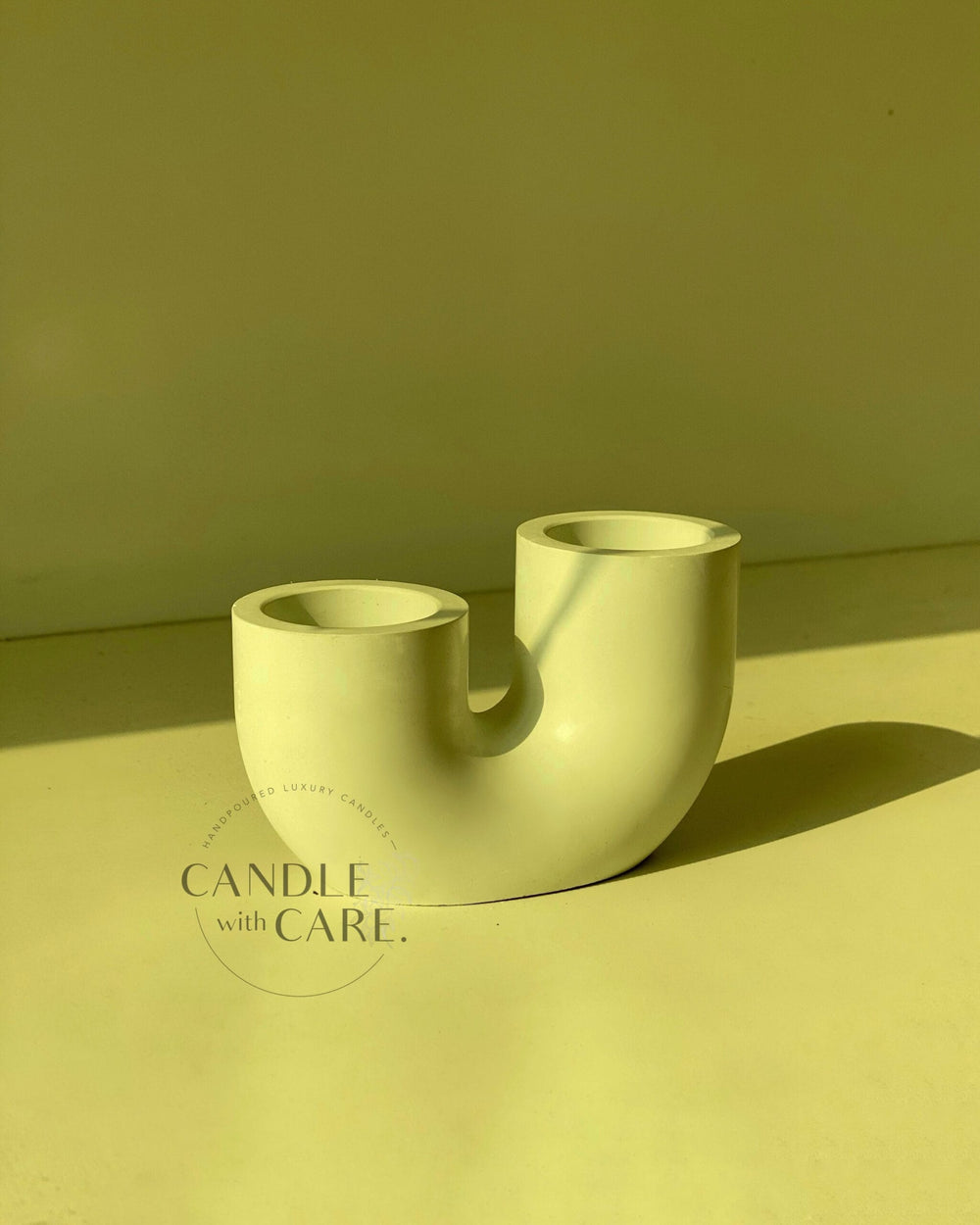 U Shaped Baby Breath Vase
